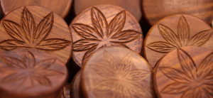 medical marijuana in florida icon brown emblem